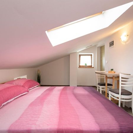 Apartments Gabi Пунат Екстер'єр фото